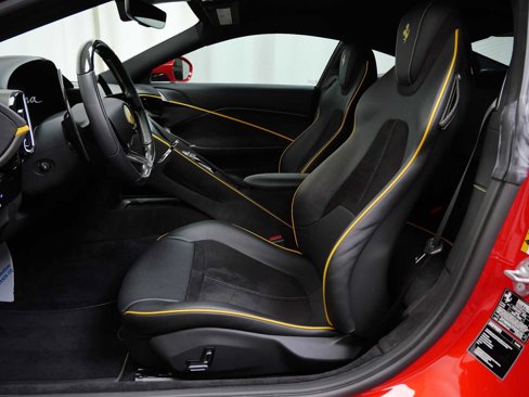 Certified 2023 Ferrari Roma image 15