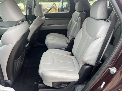 Used 2021 Hyundai Palisade SEL w/ Premium Package image 13