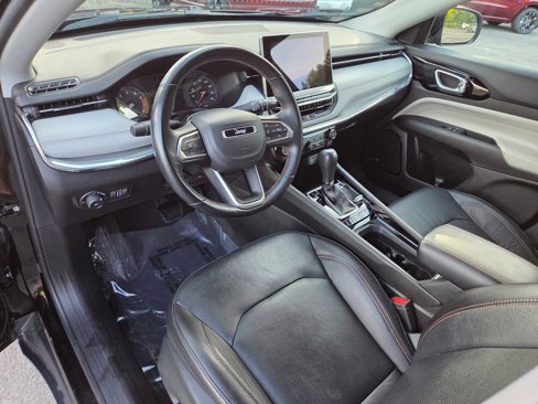Used 2022 Jeep Compass Limited w/ Sun and Sound Group image 10