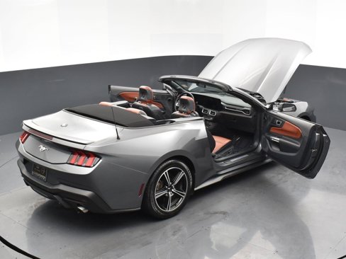 Used 2024 Ford Mustang Premium image 29