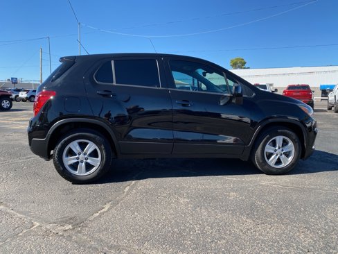 Used 2020 Chevrolet Trax LS w/ Tint and Cruise Package image 5