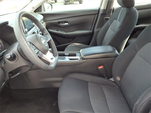 Used 2024 Nissan Sentra SV image 12