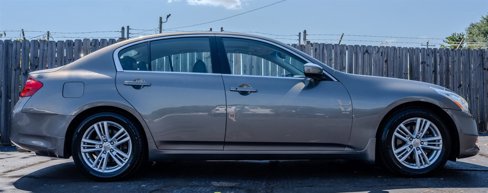 Used 2010 INFINITI G37 Journey w/ Premium Pkg image 6
