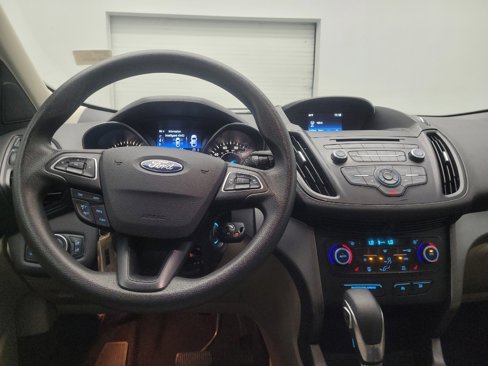 Used 2018 Ford Escape SE image 22