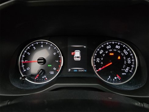 Used 2019 Toyota RAV4 LE image 13