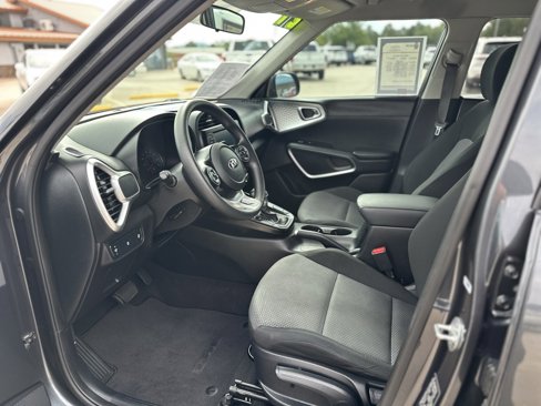 Used 2021 Kia Soul LX image 19