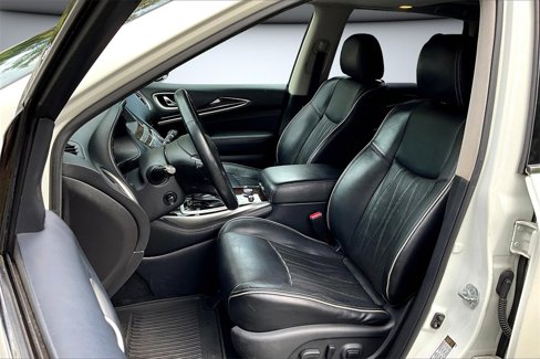 Used 2017 INFINITI QX60 Luxe w/ Deluxe Technology Package image 18