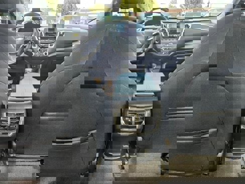 Used 2021 Chevrolet Malibu LT image 13