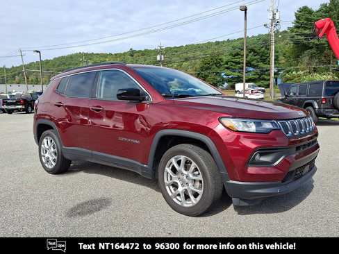 Used 2022 Jeep Compass Latitude image 1