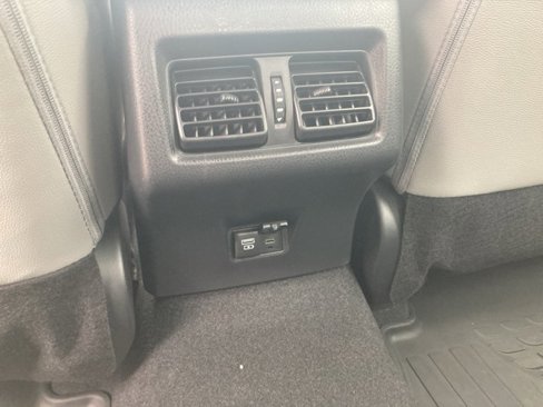 New 2025 Toyota Camry SE image 30