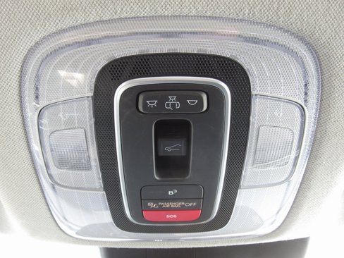 Used 2023 Hyundai Elantra Limited image 25