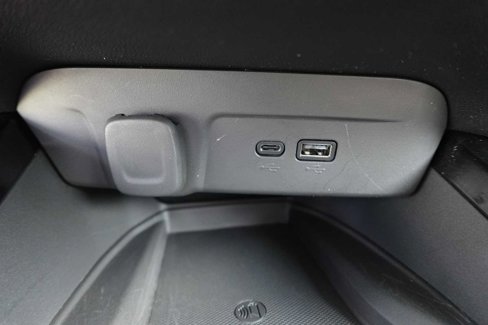 Used 2024 Chevrolet Trax ACTIV w/ Sunroof Package image 21