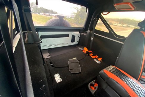 Used 2016 Jeep Wrangler Sahara w/ Connectivity Group image 28