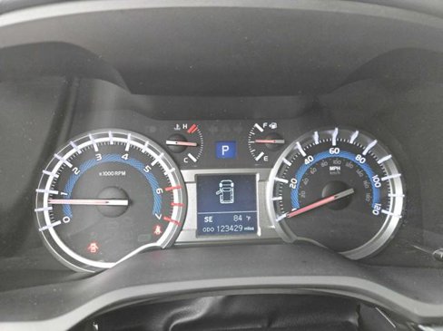 Used 2018 Toyota 4Runner SR5 image 14