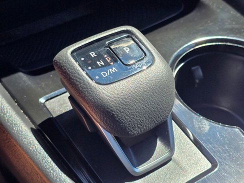 Used 2023 Nissan Rogue SV image 28