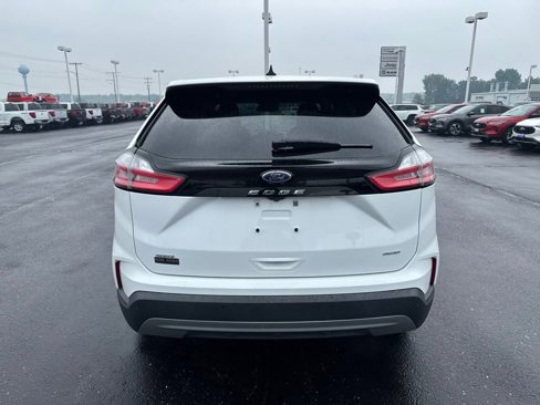 Used 2022 Ford Edge SEL image 4