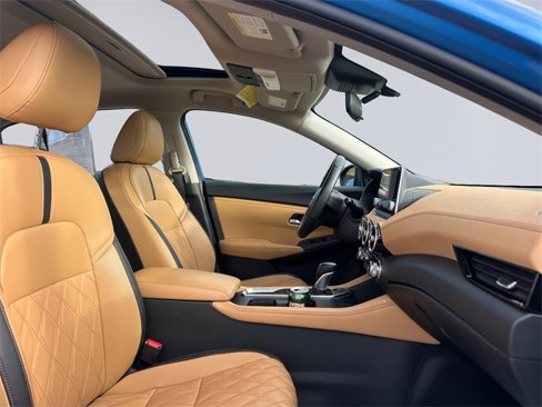 Used 2024 Nissan Sentra SV w/ SV Premium Package image 15