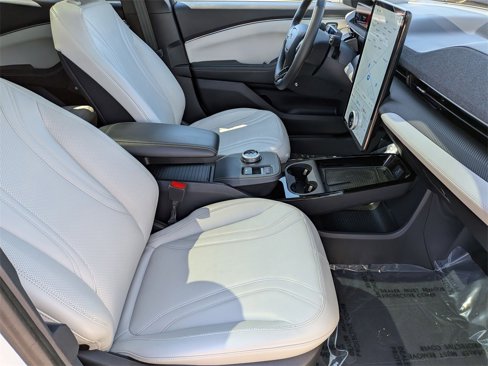 Used 2022 Ford Mustang Mach-E Premium image 63