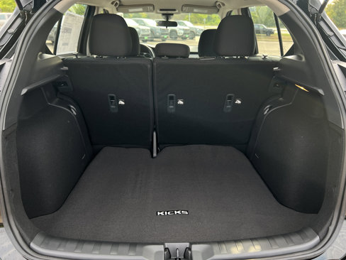 New 2025 Nissan Kicks Play S image 11