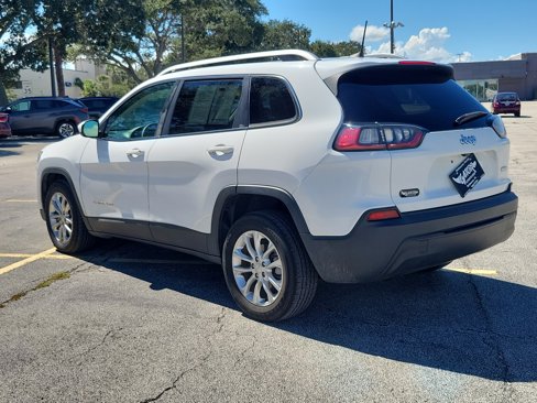 Used 2019 Jeep Cherokee Latitude w/ Popular Appearance Group image 3