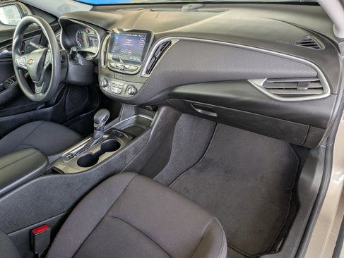 Used 2023 Chevrolet Malibu LT w/ Driver Confidence Package image 10