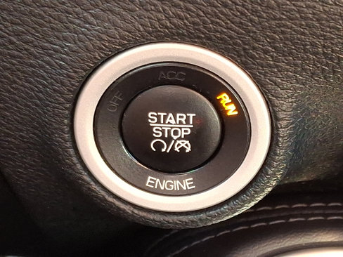 Used 2016 Dodge Challenger R/T Plus image 25