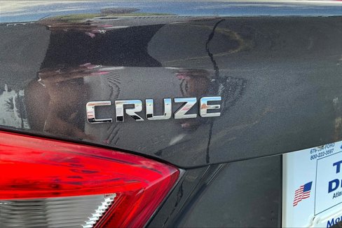 Used 2017 Chevrolet Cruze Premier image 8
