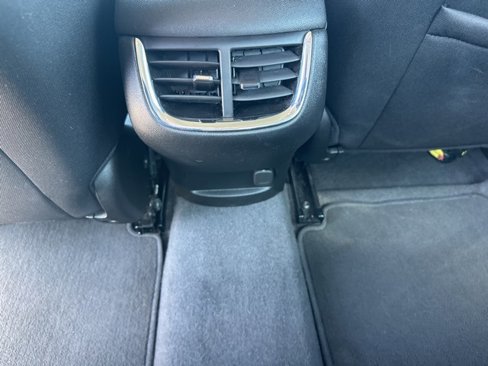 Used 2023 Chevrolet Malibu LT image 33