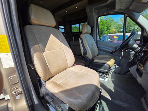 Used 2016 Mercedes-Benz Sprinter 3500 image 10