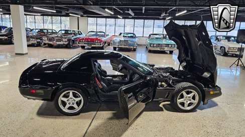 Used 1994 Chevrolet Corvette Convertible image 18
