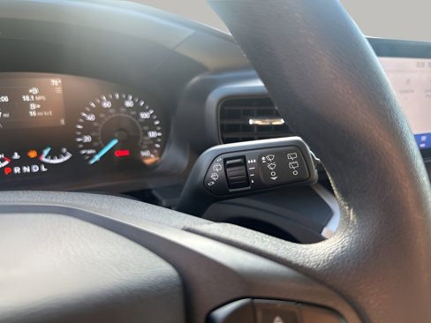 Used 2021 Ford Explorer 2WD image 30