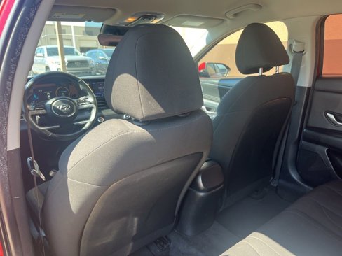 Used 2022 Hyundai Elantra SEL w/ Convenience Package image 12