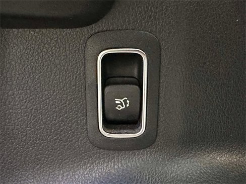 Used 2022 Mercedes-Benz GLA 250 4MATIC image 15