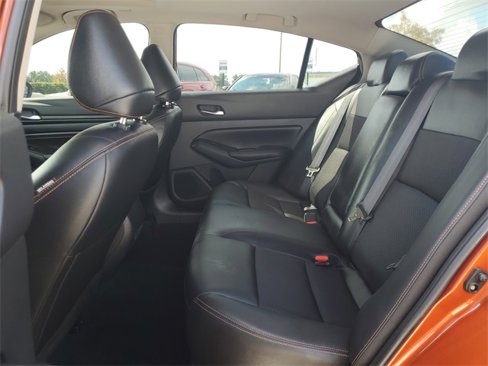 Used 2022 Nissan Altima 2.0 SR image 10