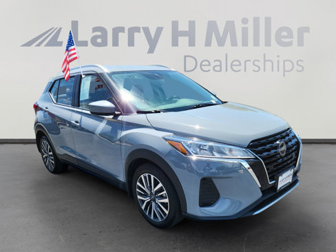 Used 2022 Nissan Kicks SV image 7