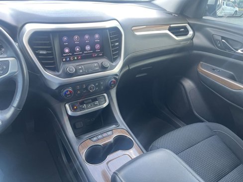 Used 2020 GMC Acadia SLE image 22
