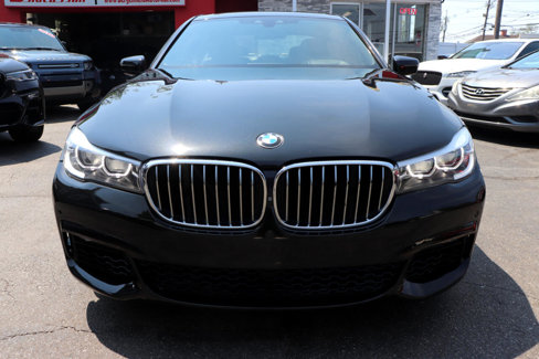 Used 2018 BMW 740i xDrive image 8