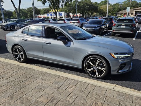 Certified 2024 Volvo S60 B5 Core image 18