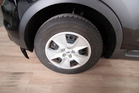 Used 2013 Ford Explorer FWD w/ Class III Trailer Tow Pkg image 40