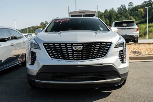 Used 2020 Cadillac XT4 Premium Luxury image 2