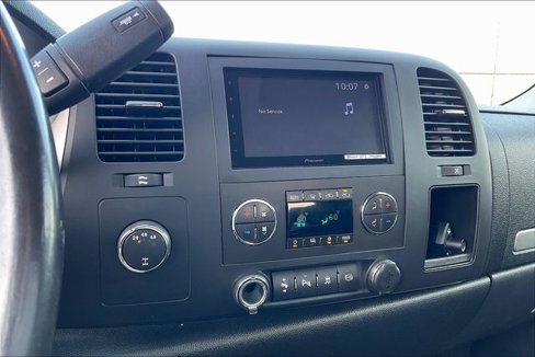 Used 2011 Chevrolet Silverado 2500 LT w/ Interior Plus Package image 25