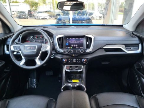 Used 2024 GMC Terrain SLT image 5
