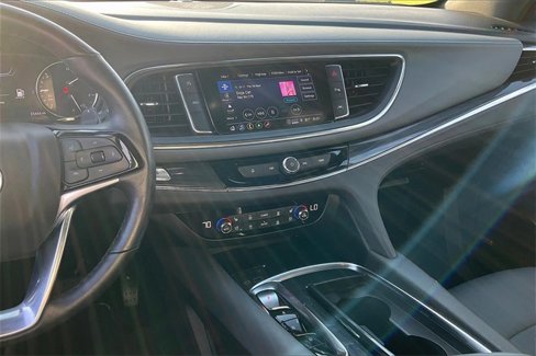 Used 2024 Buick Enclave Premium image 6