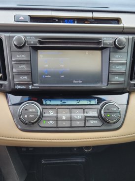 Used 2014 Toyota RAV4 XLE image 22
