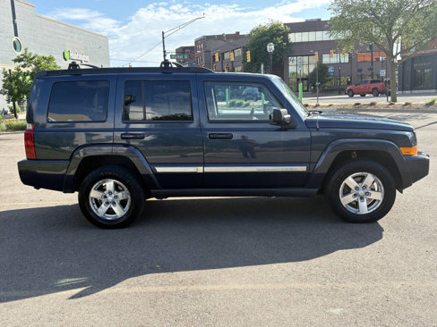 Used 2010 Jeep Commander Sport image 9