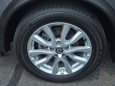 Used 2022 Nissan Rogue Sport SV w/ Technology Package image 9