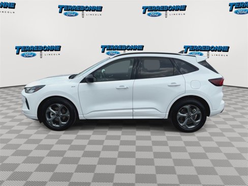Certified 2023 Ford Escape ST-Line image 5