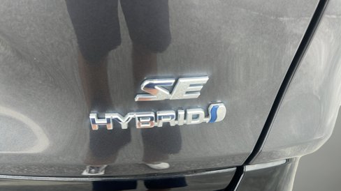 Used 2022 Toyota RAV4 SE w/ SE Grade Weather Package image 20