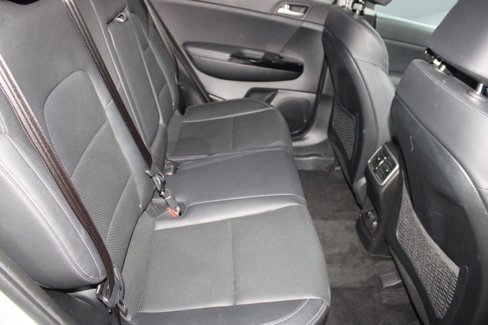 Used 2020 Kia Sportage EX image 32