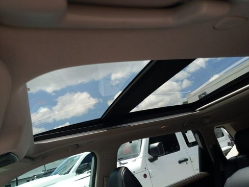 Used 2022 Nissan Rogue SV image 10